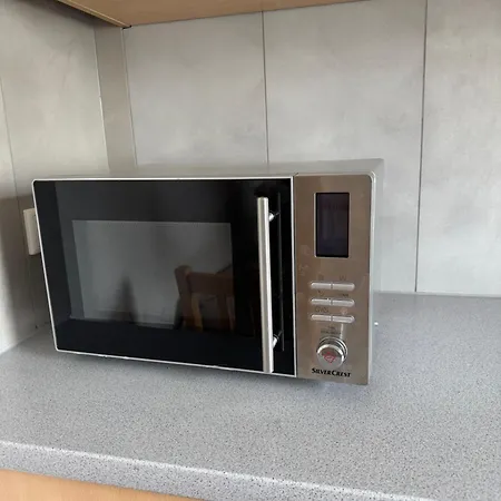 2 Zimmer Mit Gemeinschaftlichen Bad Und Kueche Ideal Fuer Monteure Und Kurzzeitgaeste Merklingen